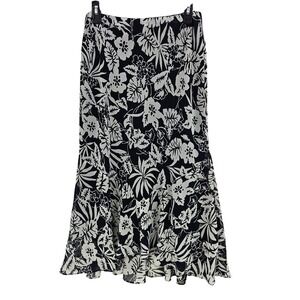 Chaps Skirt Womens Medium‎ Black White Floral Flared Midi Polyester Lined Dressy